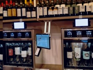Gli erogatori automatici di vino per degustare in anticipo i propri acquisti enologici